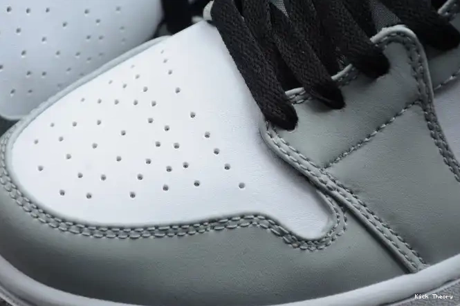 Kick Theory Grey AIR Smoke 554724-092 Light Mid Jordan 1 0517